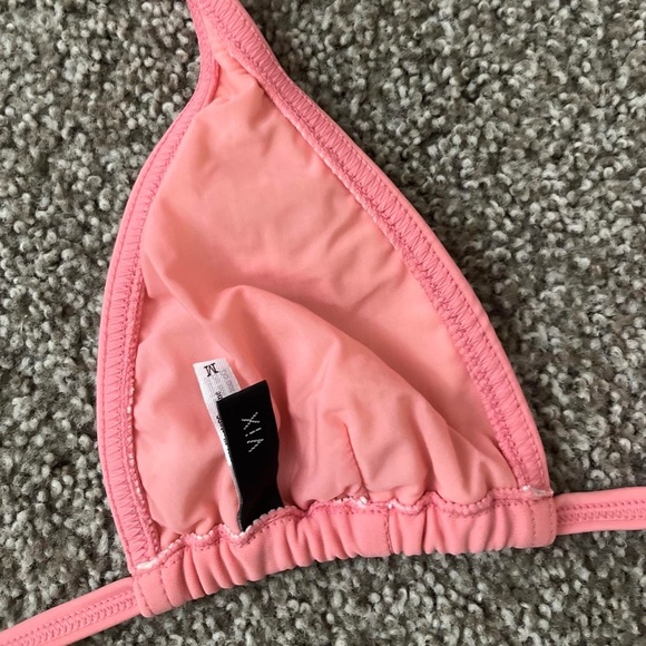 Vix pink bikini top size medium could fit a small - Picture 3 of 3